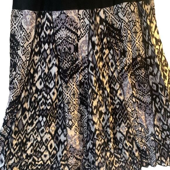 Pre Owned Women’s Notations Skirt Black White Gray Sz XXL Flowing Festive Style - Picture 3 of 7
